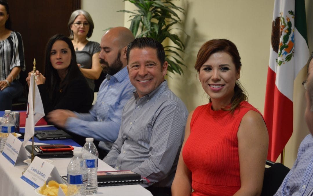 Visita Marina del Pilar Ávila a industriales de CANACINTRA Mexicali
