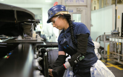 Kenworth Mexicana obtiene la certificación “Hecho en México” otorgada por la Secretaría de Economía